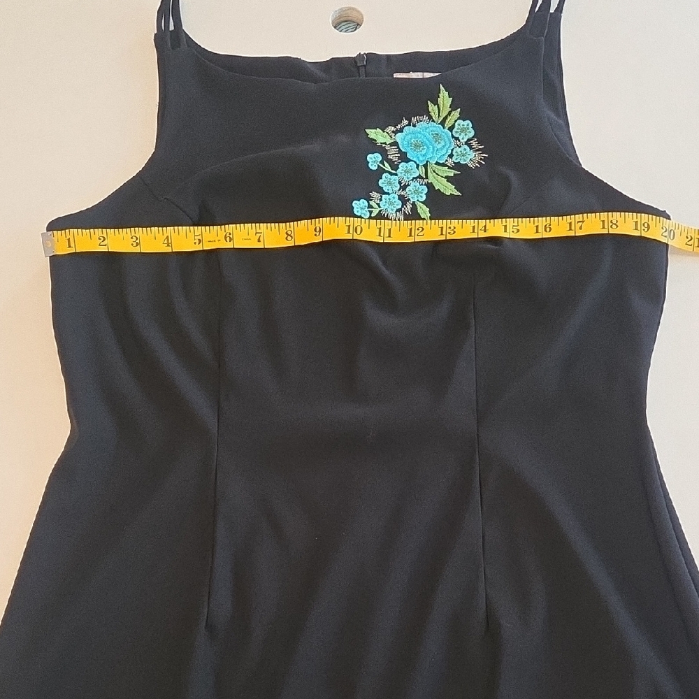 CDC Black Dress With Blue Emboidered Florals Size 16 - Picture 7 of 9